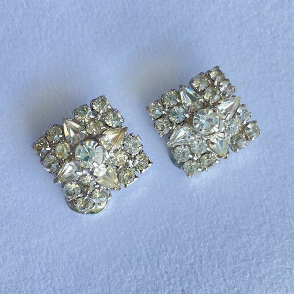 Vintage Clear Rhinestones Prong-set Clip On Back Earrings 1.2” - Picture 5 of 9